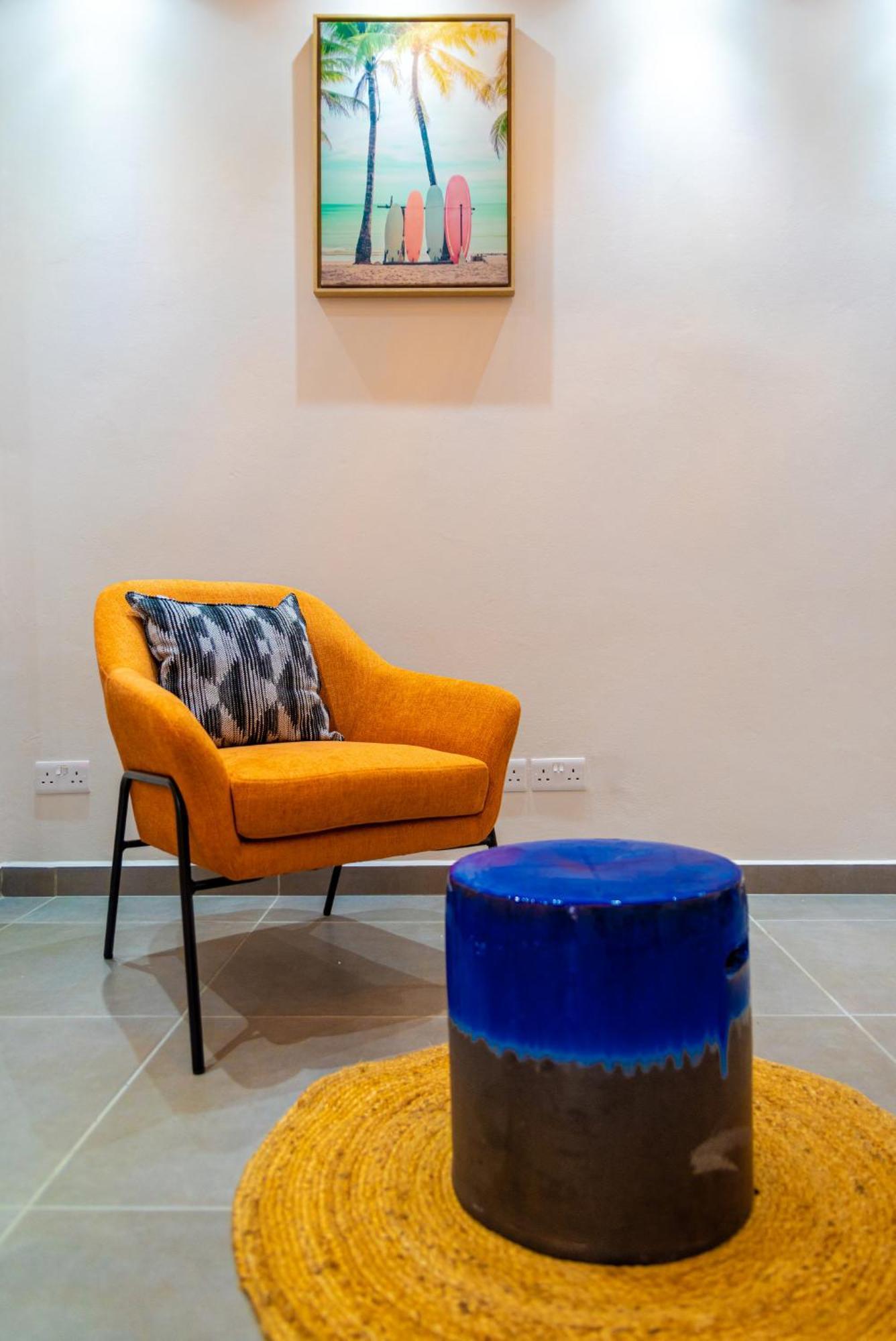 High End, Luxury And Cosy With Pool And Close To The