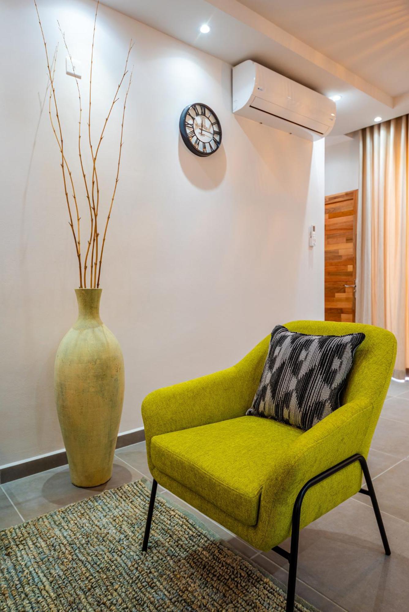 High End, Luxury And Cosy With Pool And Close To The Apartment *